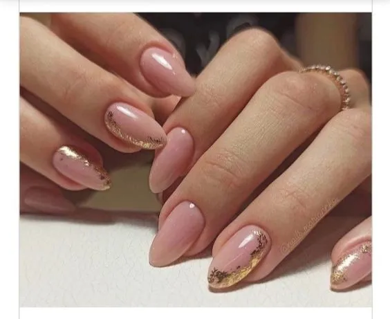 manicura semipermanente  - Imagen 1