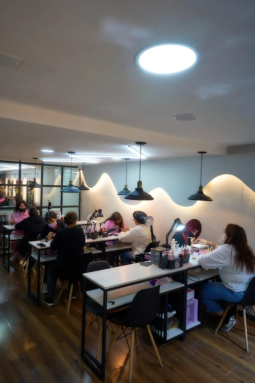 Stigma Saloon Galerias