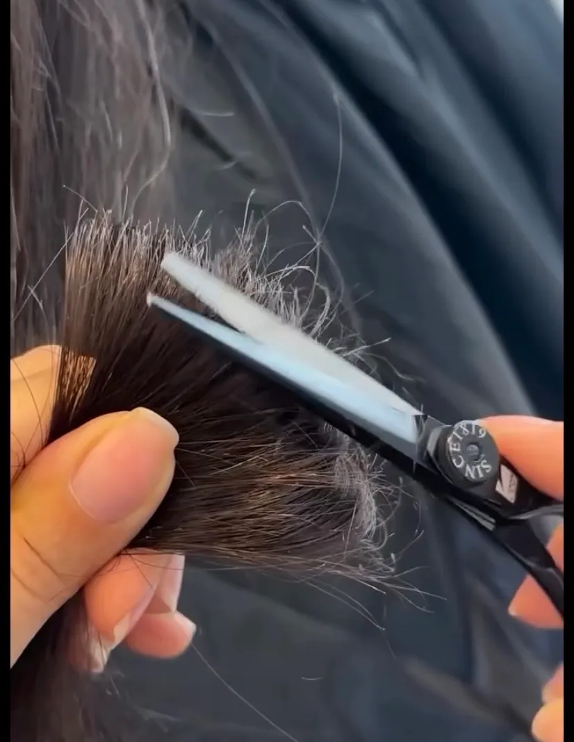 Quita Orquillas con Tijera