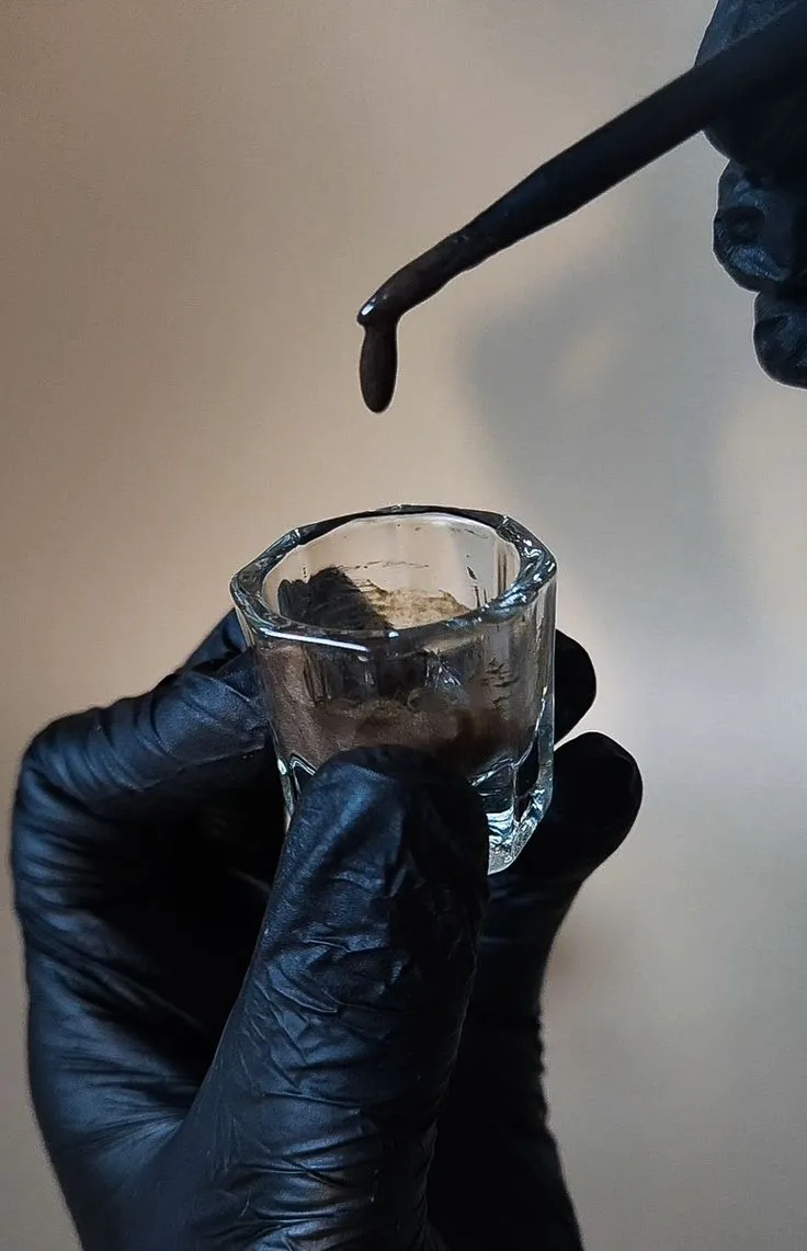 Sombreado de cejas Henna - Imagen 1