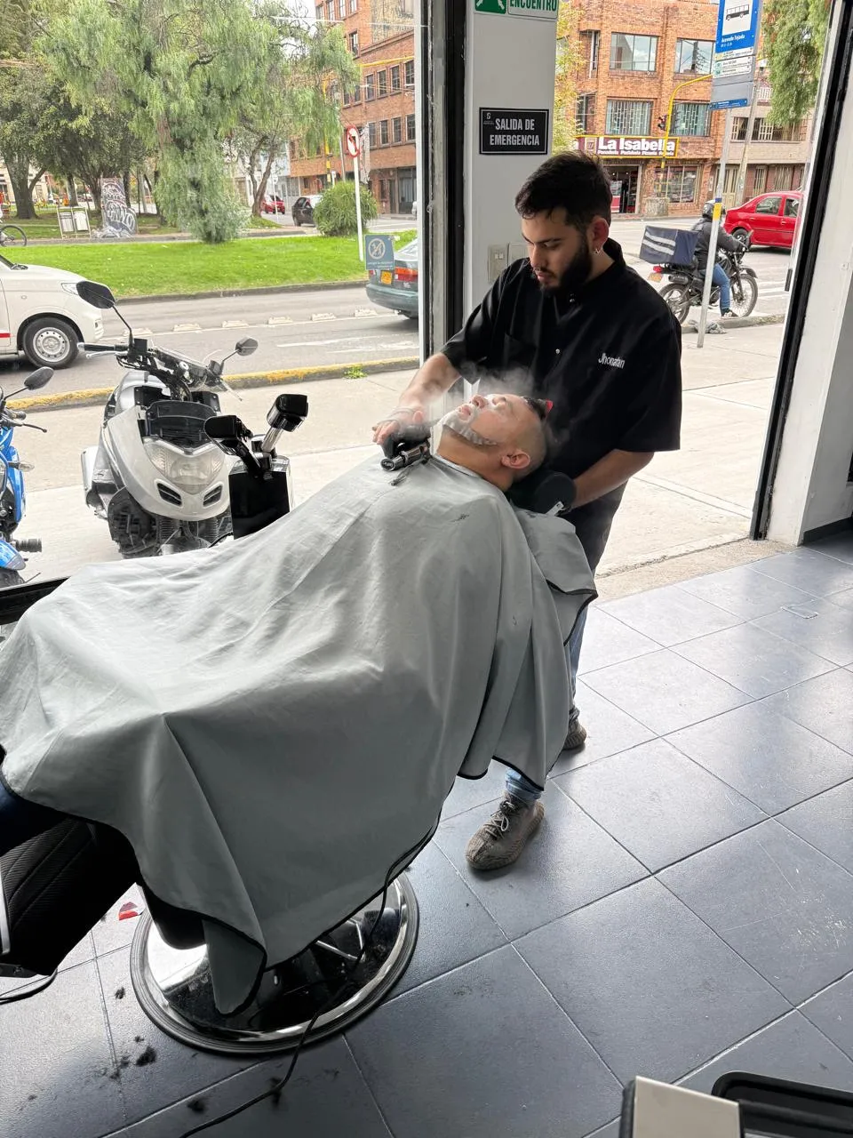 Corte y limpieza facial premiun