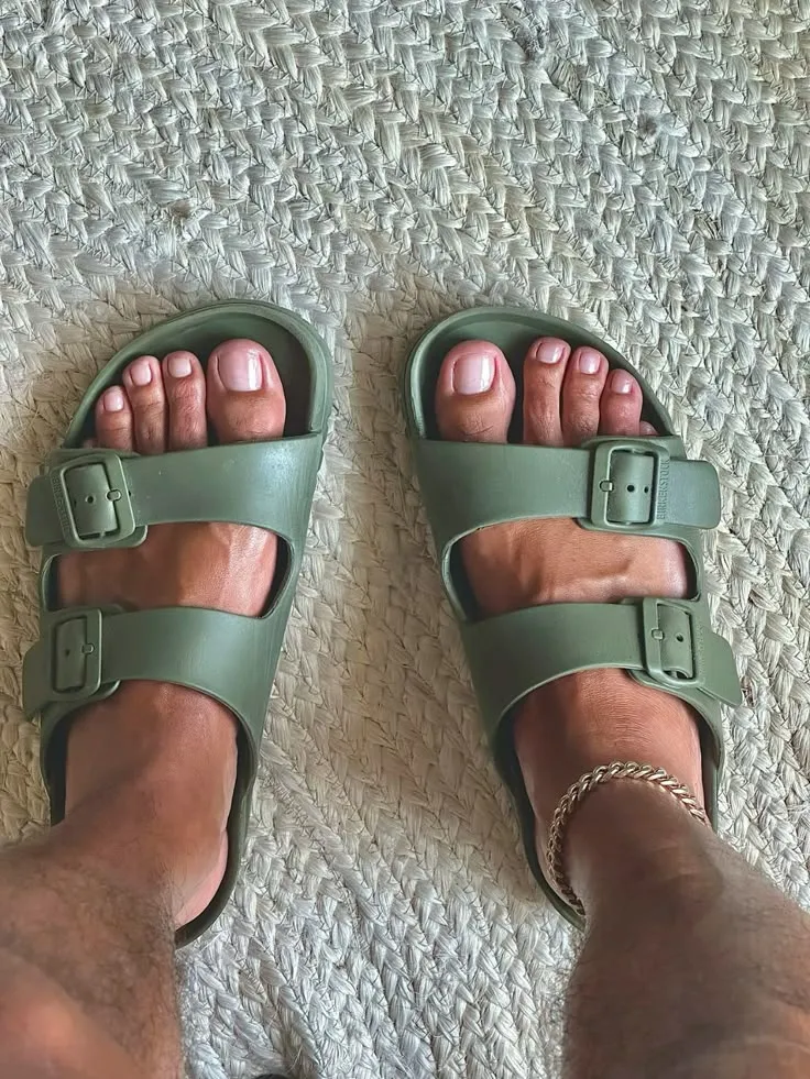 Pedicura Semipermanente para caballeros - Imagen 1