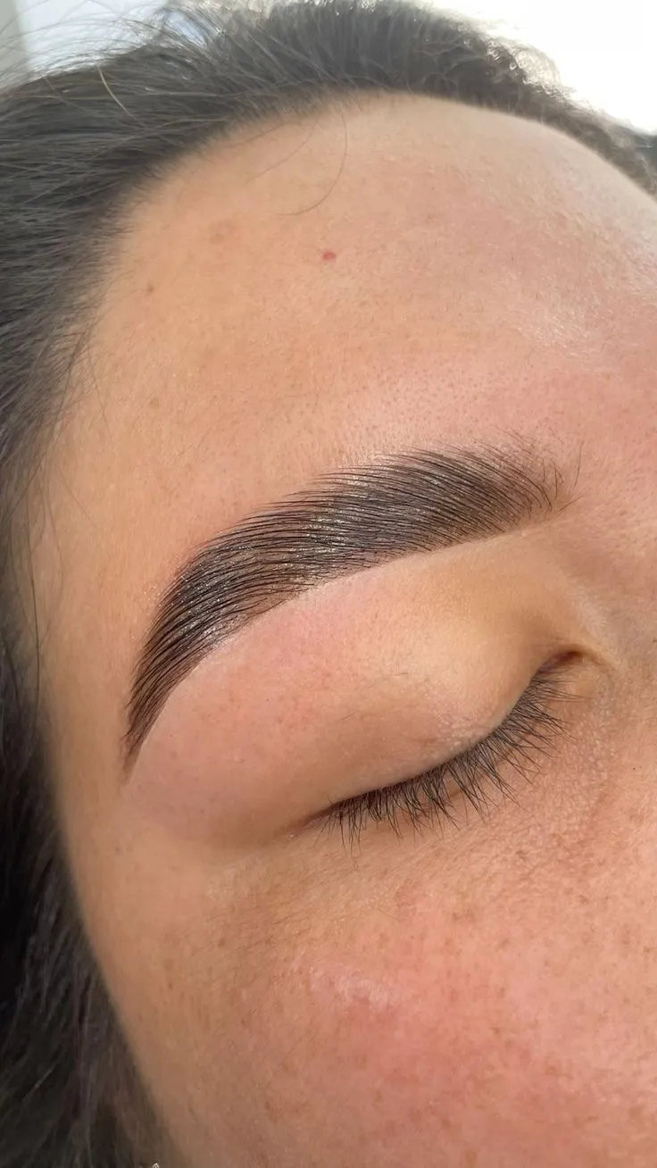 Laminado de cejas