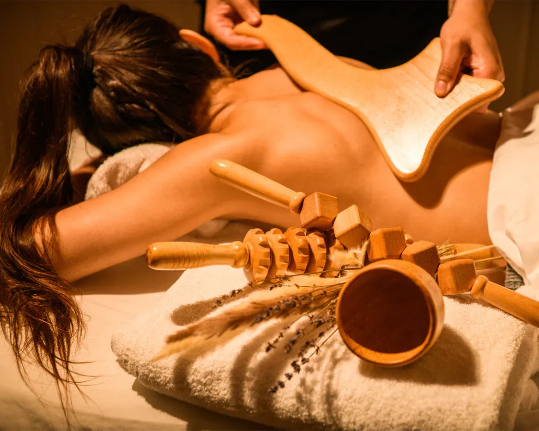 Paquete de masajes Reductores madera terapia y cavitacion - Imagen 1