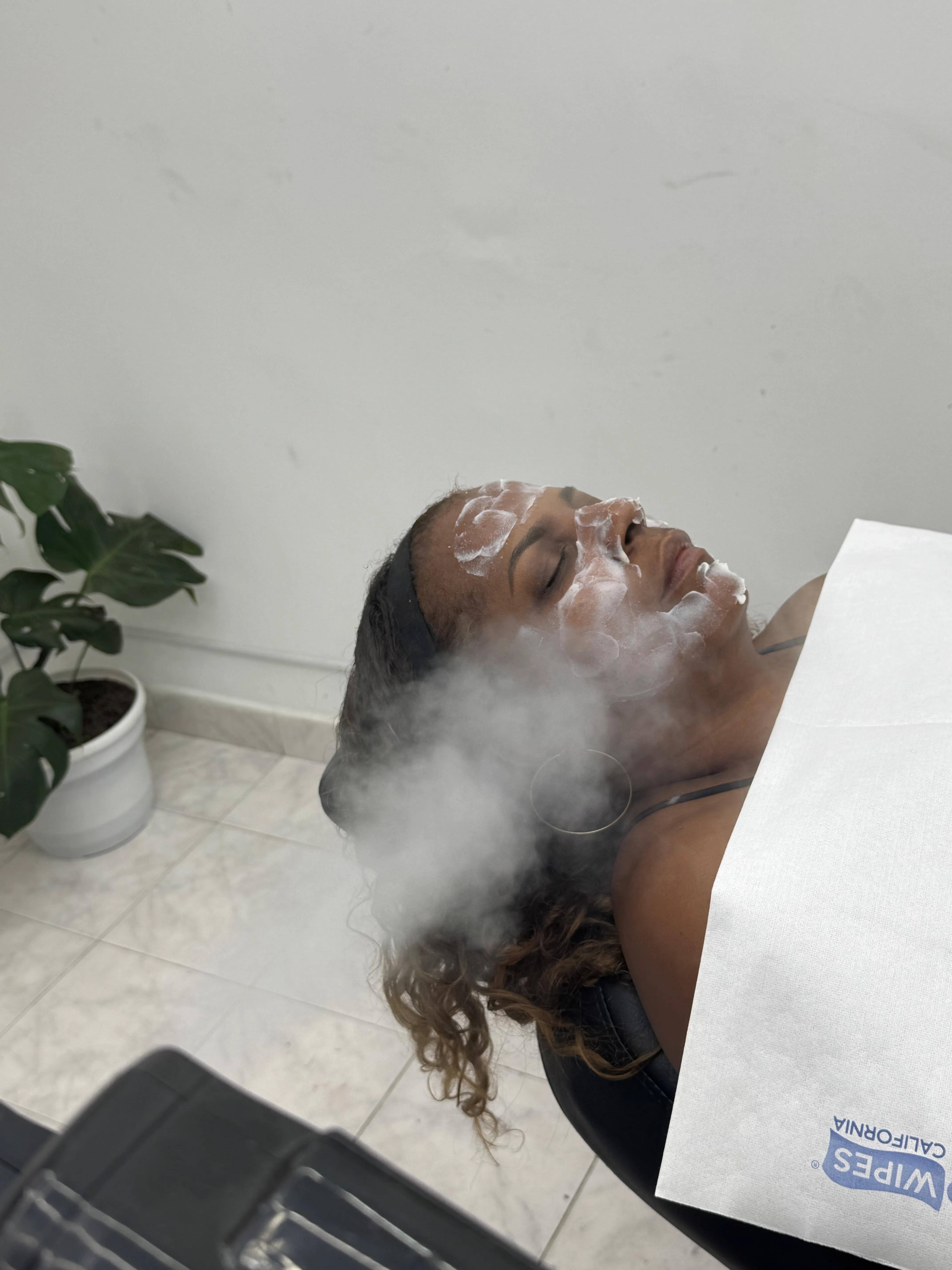 Depilado de Cejas + Limpieza facial