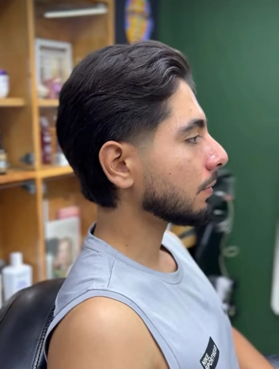 Corte a solo tijera y Barba