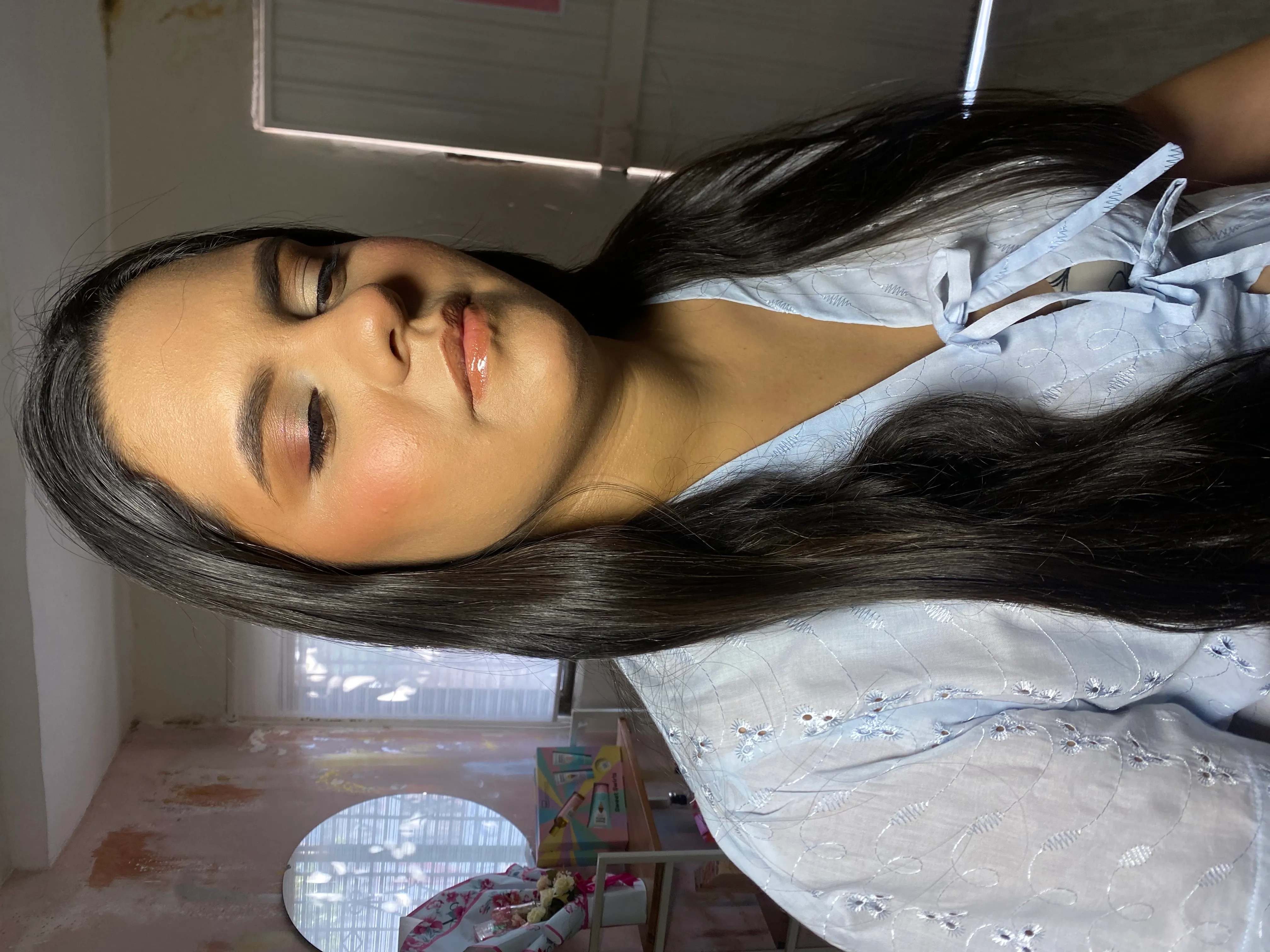 MÁQUILLAJE NATURAL SIN PESTAÑAS