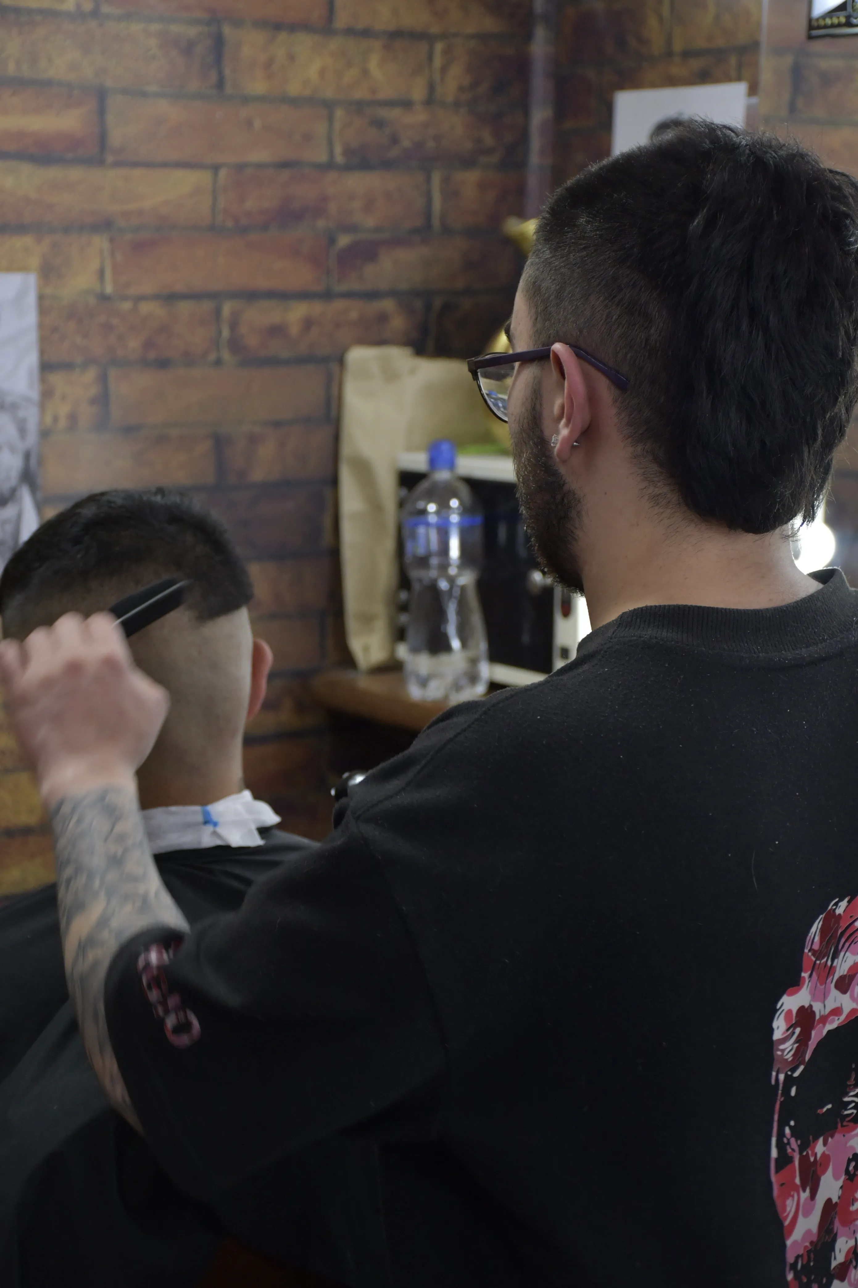 Corte + Cejas - Imagen 1