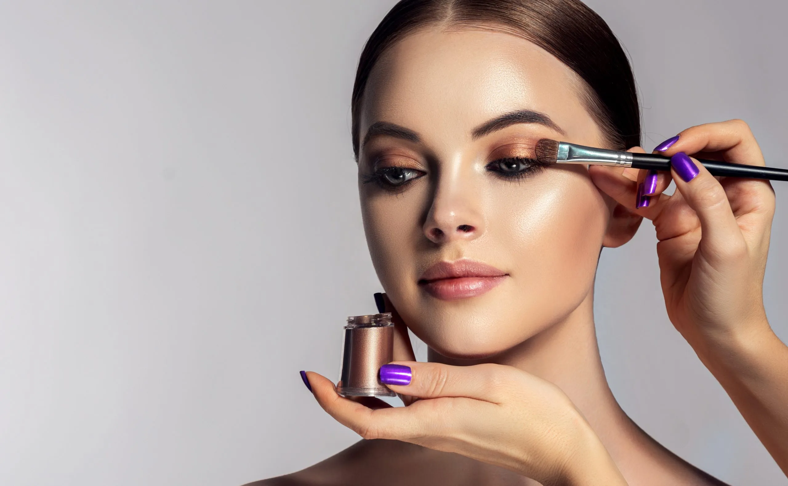 MAQUILLAJE PROFESIONAL