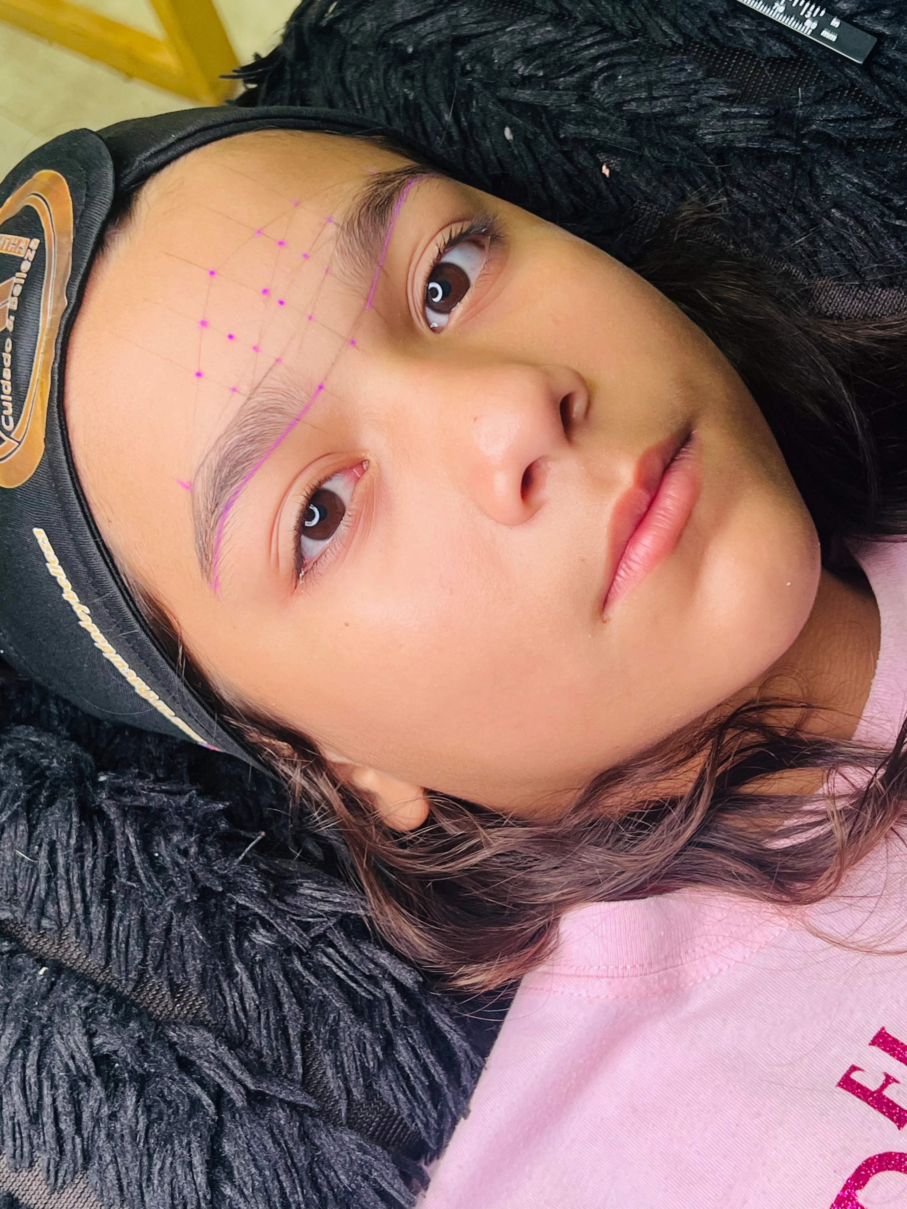 Diseño de cejas más Epilacion