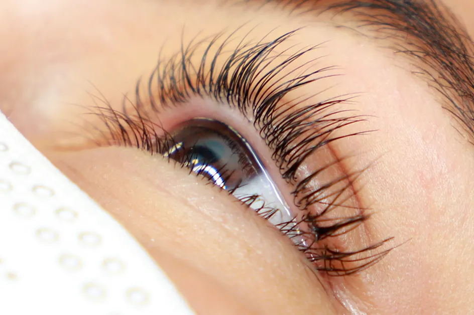 LIFTING DE PESTAÑAS - Imagen 1