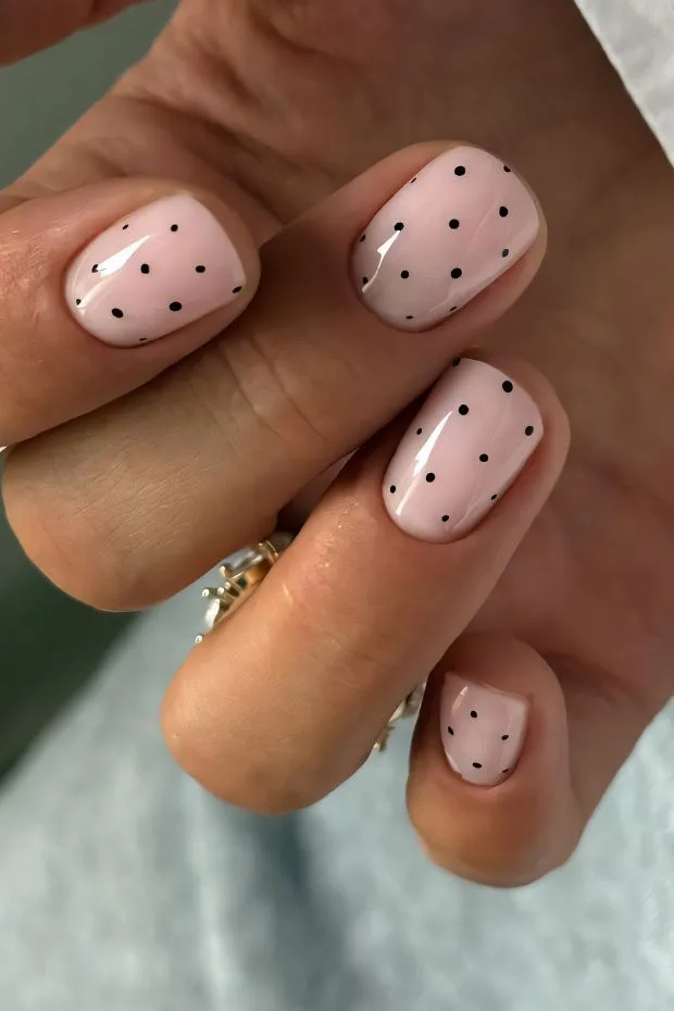 MANICURA SEMIPERMANENTE BASE RUBBER - 3